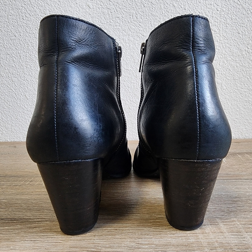 FRYE Black Leather Ankle Zip Boots 10 M - Picture 3 of 16